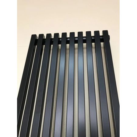 Дизайнерский Радиатор Quantum 1 1800Х405 , подк. №34 черный (BQ 1180/10 9005M 34)